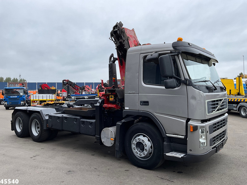 Volvo FM 340 6x4 Fassi 19 Tonmeter laadkraan - Xe đầu kéo: hình 5 Volvo FM 340 6x4 Fassi 19 Tonmeter laadkraan - Xe đầu kéo: hình 5