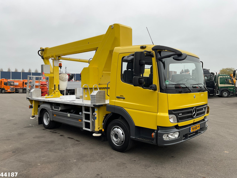 Mercedes-Benz Atego 815 Wumag Elevant 17 meter hoogwerker Just 39.048 km! - Xe tải: hình 4 Mercedes-Benz Atego 815 Wumag Elevant 17 meter hoogwerker Just 39.048 km! - Xe tải: hình 4