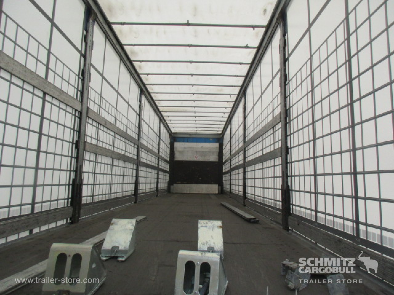 SCHMITZ Curtainsider Standard - Sơ mi rơ moóc mui bạt: hình 2 SCHMITZ Curtainsider Standard - Sơ mi rơ moóc mui bạt: hình 2