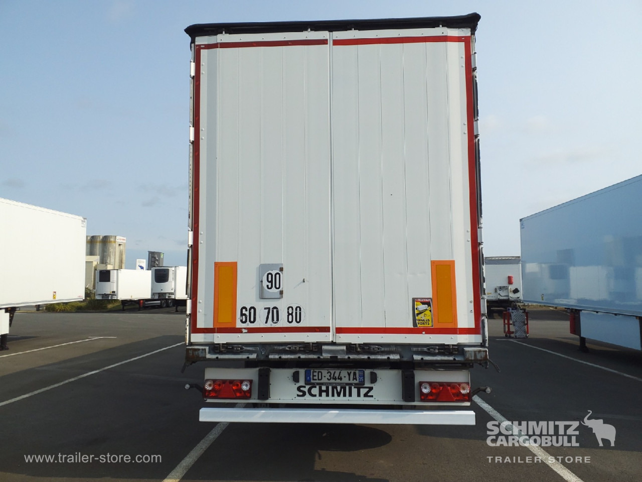 SCHMITZ Curtainsider Standard - Sơ mi rơ moóc mui bạt: hình 4 SCHMITZ Curtainsider Standard - Sơ mi rơ moóc mui bạt: hình 4