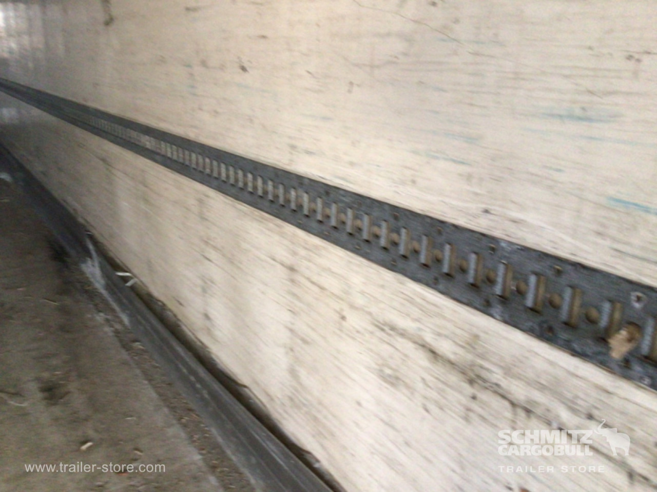 KRONE Reefer Standard Taillift - Sơ mi rơ moóc đẳng nhiệt: hình 3 KRONE Reefer Standard Taillift - Sơ mi rơ moóc đẳng nhiệt: hình 3