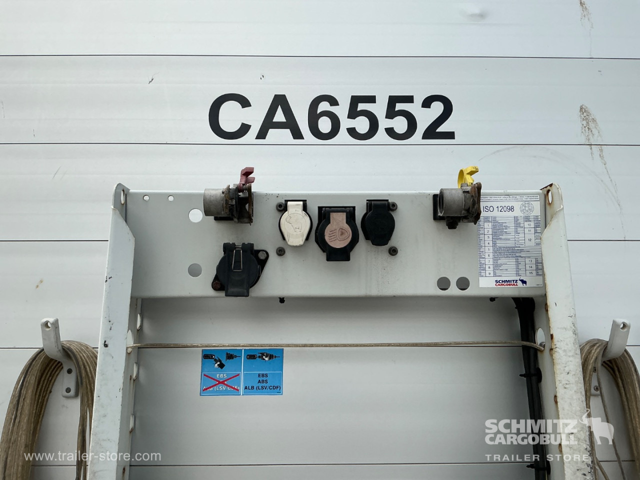 SCHMITZ Curtainsider Standard Taillift - Sơ mi rơ moóc mui bạt: hình 4 SCHMITZ Curtainsider Standard Taillift - Sơ mi rơ moóc mui bạt: hình 4