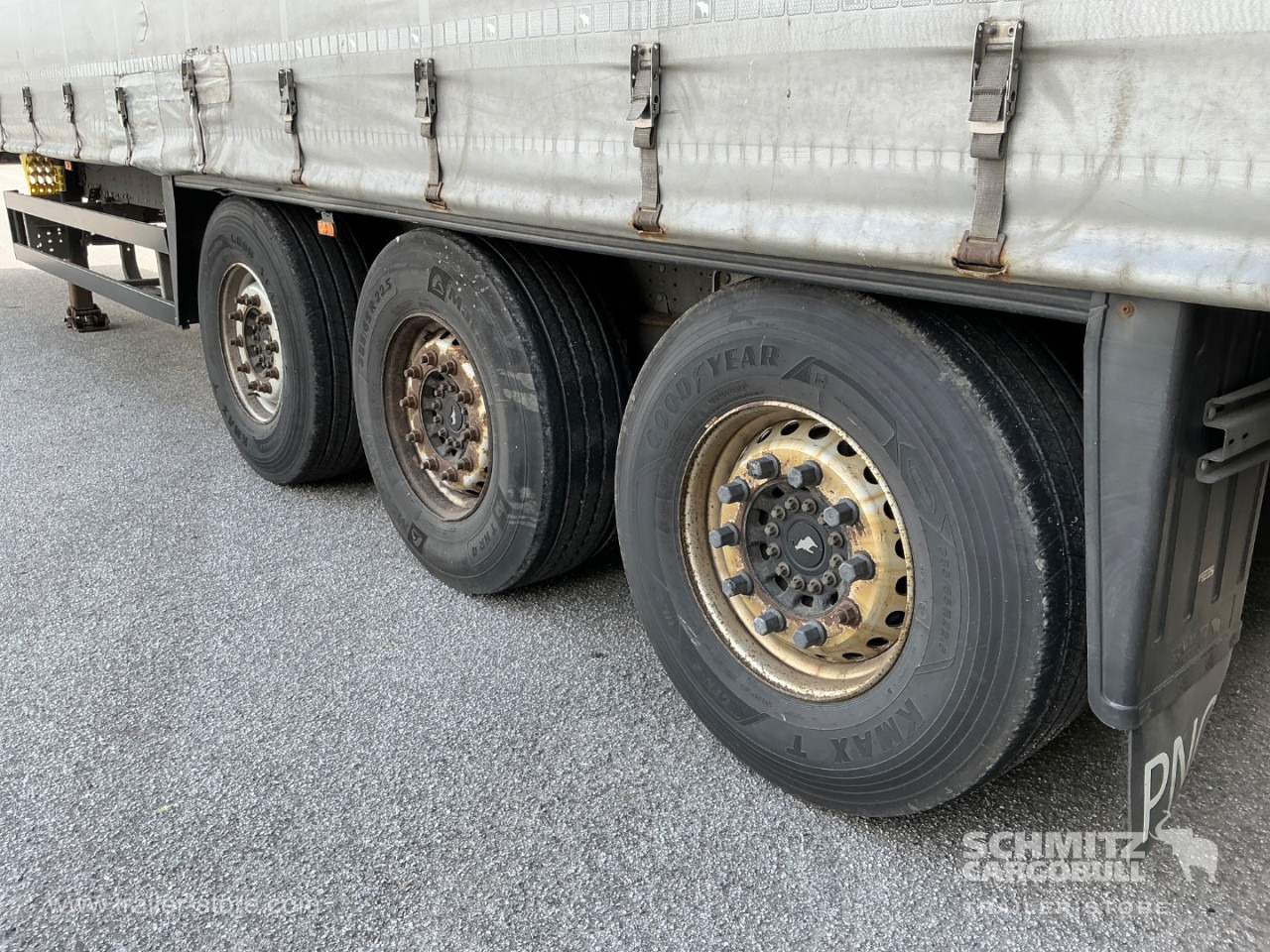 SCHMITZ Curtainsider Standard Taillift - Sơ mi rơ moóc mui bạt: hình 3 SCHMITZ Curtainsider Standard Taillift - Sơ mi rơ moóc mui bạt: hình 3