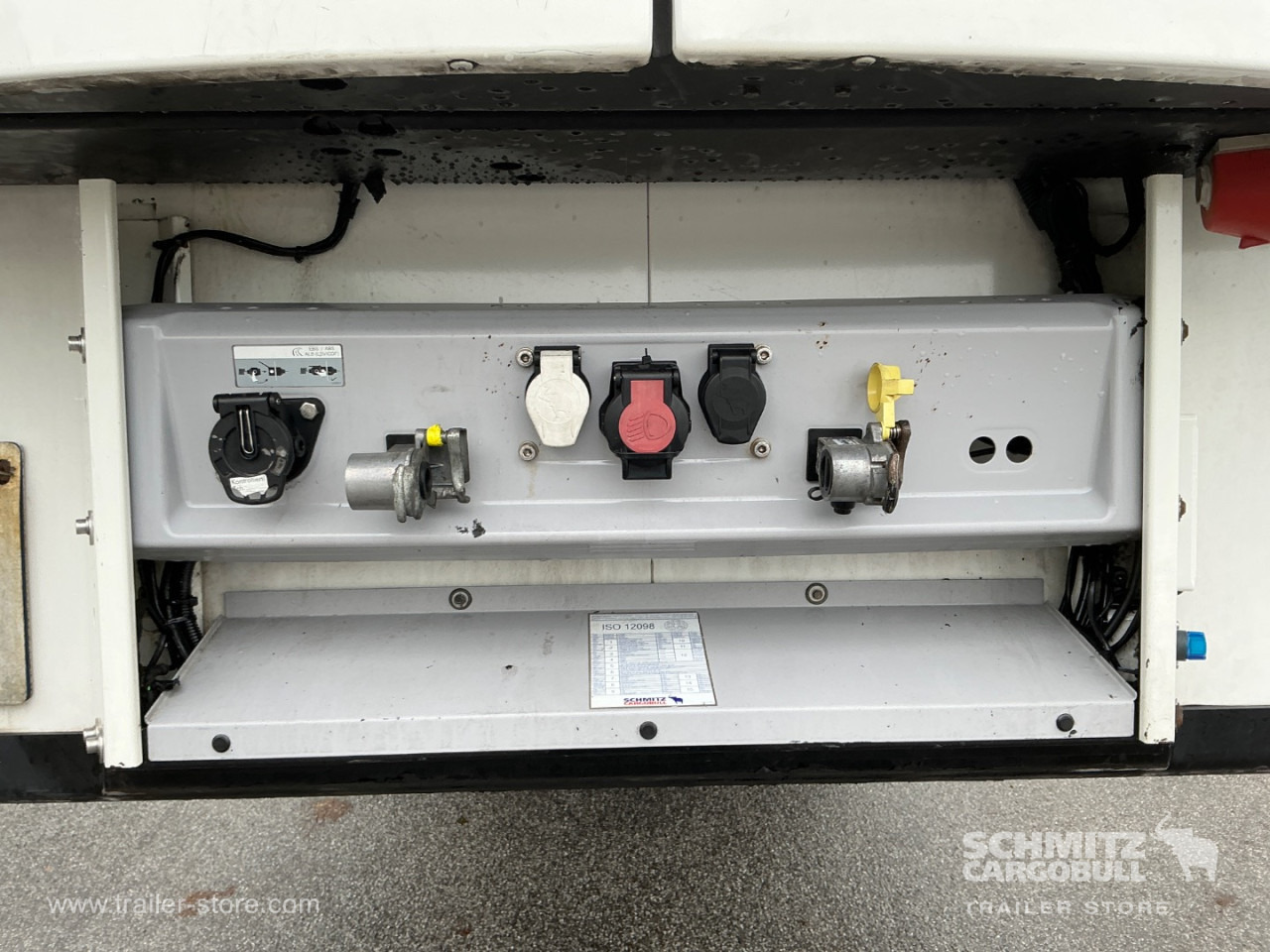 SCHMITZ Reefer Meat hanging system - Sơ mi rơ moóc đẳng nhiệt: hình 4 SCHMITZ Reefer Meat hanging system - Sơ mi rơ moóc đẳng nhiệt: hình 4