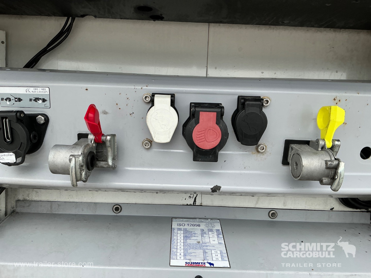SCHMITZ Reefer Meat hanging system - Sơ mi rơ moóc đẳng nhiệt: hình 4 SCHMITZ Reefer Meat hanging system - Sơ mi rơ moóc đẳng nhiệt: hình 4