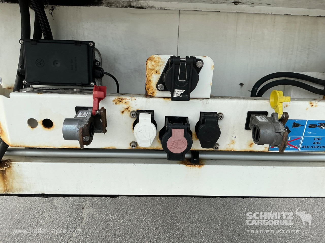 SCHMITZ Reefer Multitemp Double deck Taillift - Sơ mi rơ moóc đẳng nhiệt: hình 4 SCHMITZ Reefer Multitemp Double deck Taillift - Sơ mi rơ moóc đẳng nhiệt: hình 4