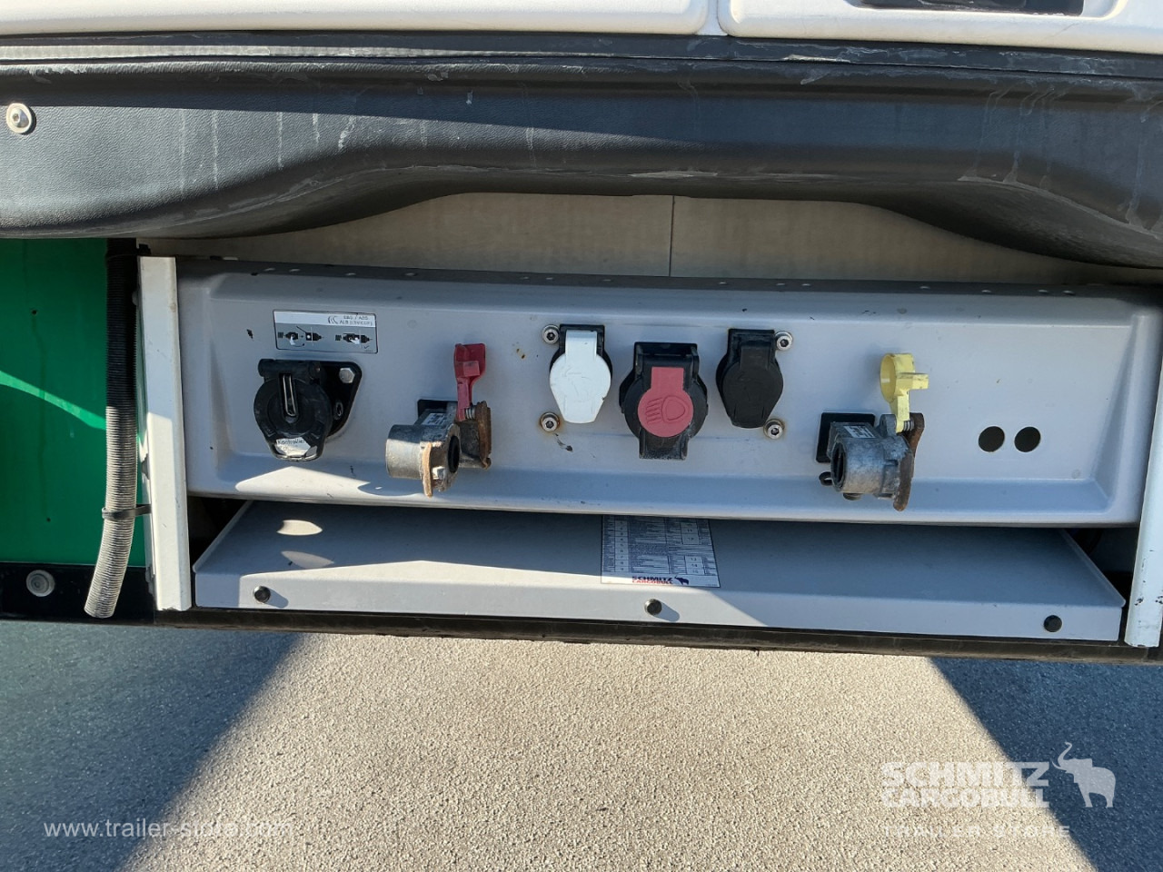SCHMITZ Reefer Standard - Sơ mi rơ moóc đẳng nhiệt: hình 4 SCHMITZ Reefer Standard - Sơ mi rơ moóc đẳng nhiệt: hình 4