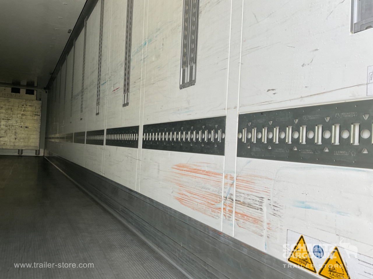 SCHMITZ Reefer Standard Double deck - Sơ mi rơ moóc đẳng nhiệt: hình 4 SCHMITZ Reefer Standard Double deck - Sơ mi rơ moóc đẳng nhiệt: hình 4
