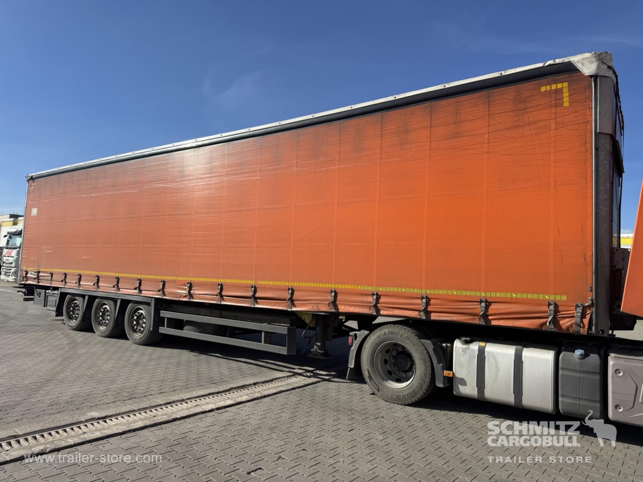 SCHMITZ Curtainsider Mega - Sơ mi rơ moóc mui bạt: hình 1 SCHMITZ Curtainsider Mega - Sơ mi rơ moóc mui bạt: hình 1