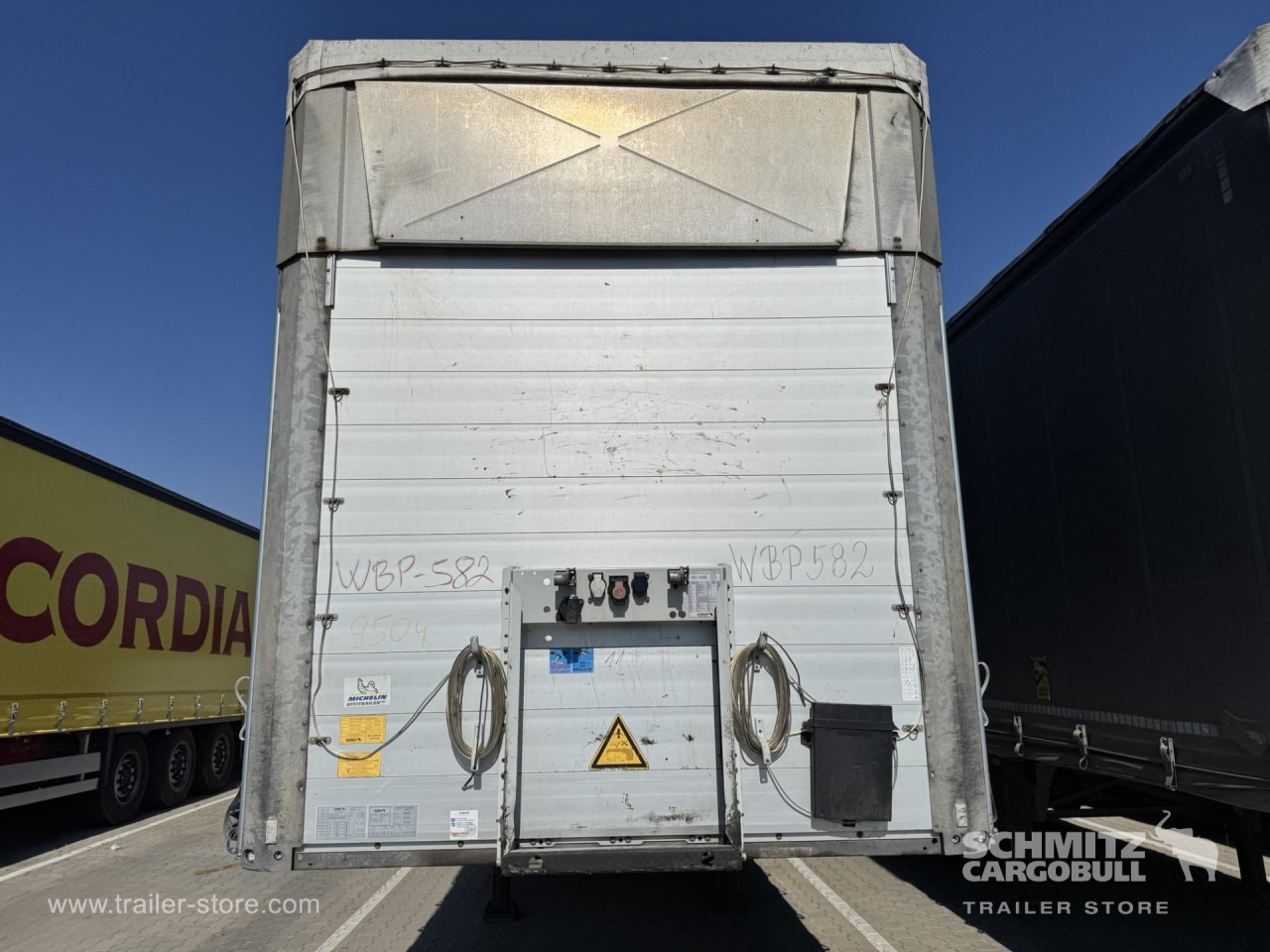 SCHMITZ Curtainsider Mega - Sơ mi rơ moóc mui bạt: hình 2 SCHMITZ Curtainsider Mega - Sơ mi rơ moóc mui bạt: hình 2