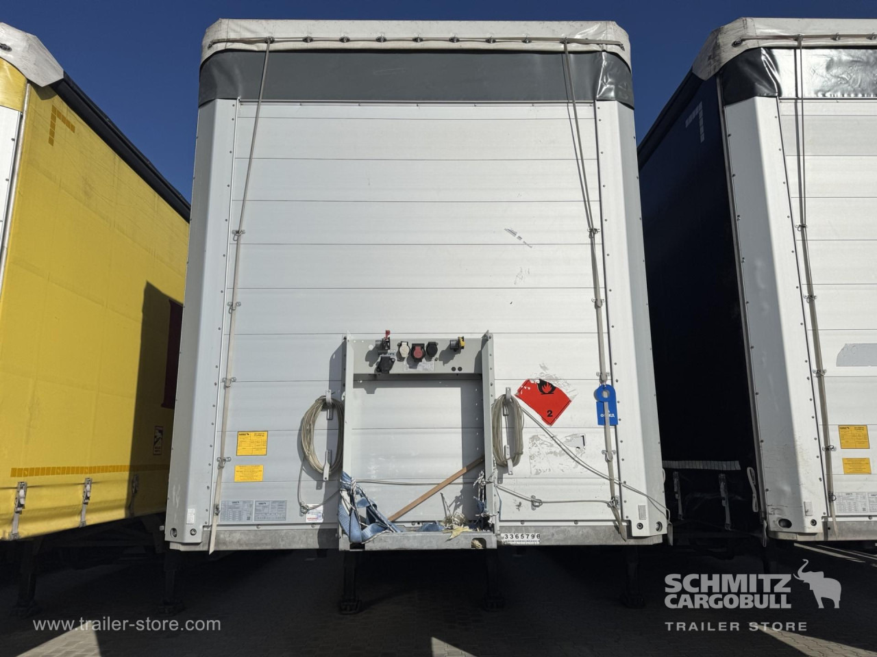 SCHMITZ Curtainsider Standard - Sơ mi rơ moóc mui bạt: hình 4 SCHMITZ Curtainsider Standard - Sơ mi rơ moóc mui bạt: hình 4