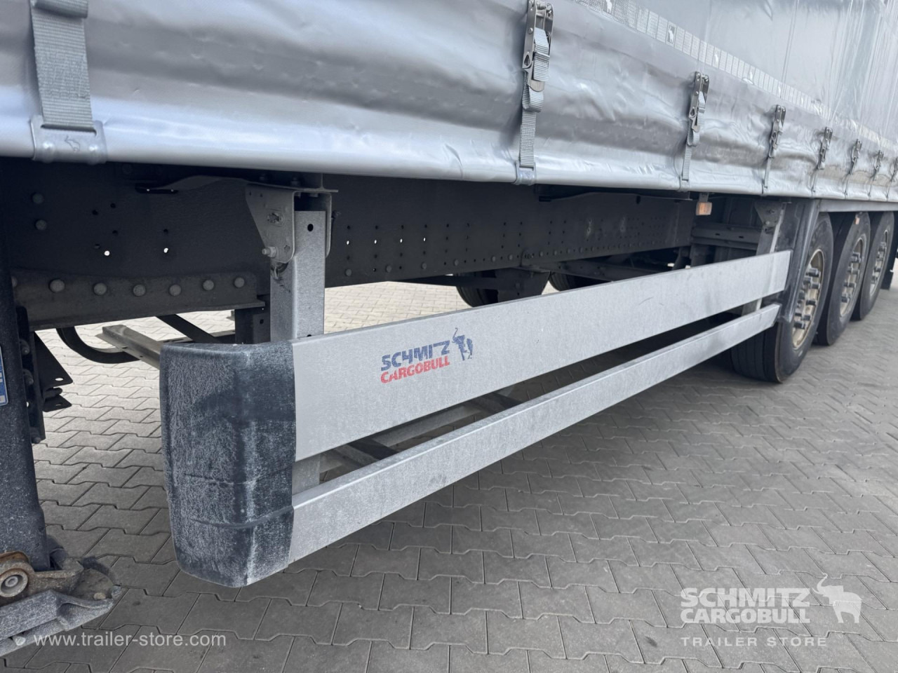 SCHMITZ Curtainsider Standard - Sơ mi rơ moóc mui bạt: hình 2 SCHMITZ Curtainsider Standard - Sơ mi rơ moóc mui bạt: hình 2
