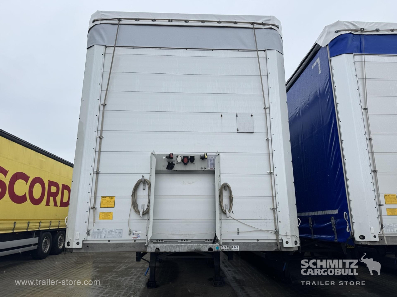 SCHMITZ Curtainsider Standard - Sơ mi rơ moóc mui bạt: hình 3 SCHMITZ Curtainsider Standard - Sơ mi rơ moóc mui bạt: hình 3