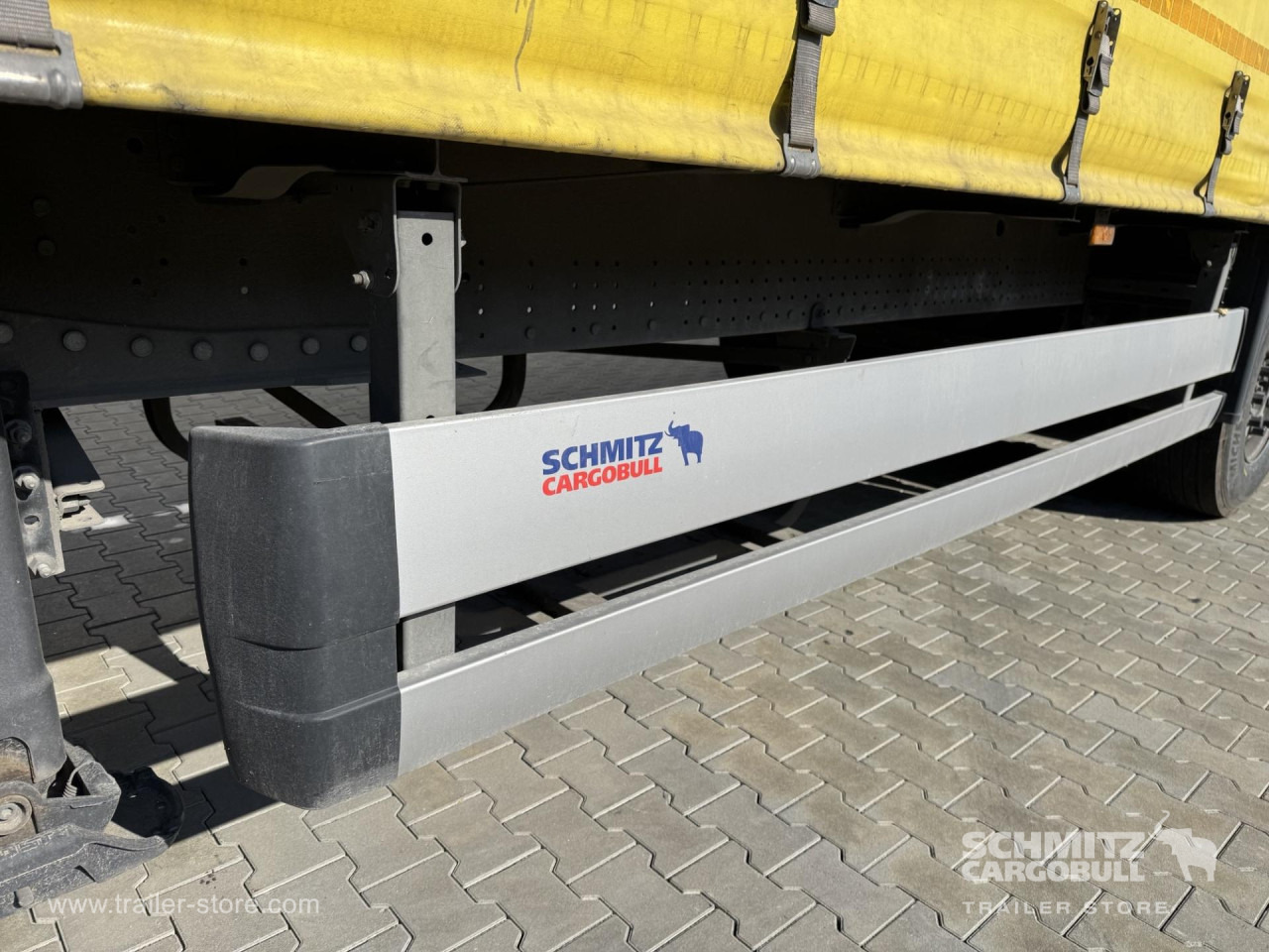 SCHMITZ Curtainsider Standard - Sơ mi rơ moóc mui bạt: hình 3 SCHMITZ Curtainsider Standard - Sơ mi rơ moóc mui bạt: hình 3