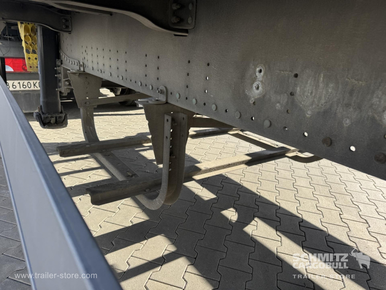SCHMITZ Curtainsider Standard - Sơ mi rơ moóc mui bạt: hình 2 SCHMITZ Curtainsider Standard - Sơ mi rơ moóc mui bạt: hình 2