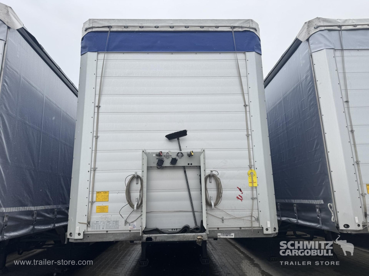 SCHMITZ Curtainsider Standard - Sơ mi rơ moóc mui bạt: hình 4 SCHMITZ Curtainsider Standard - Sơ mi rơ moóc mui bạt: hình 4