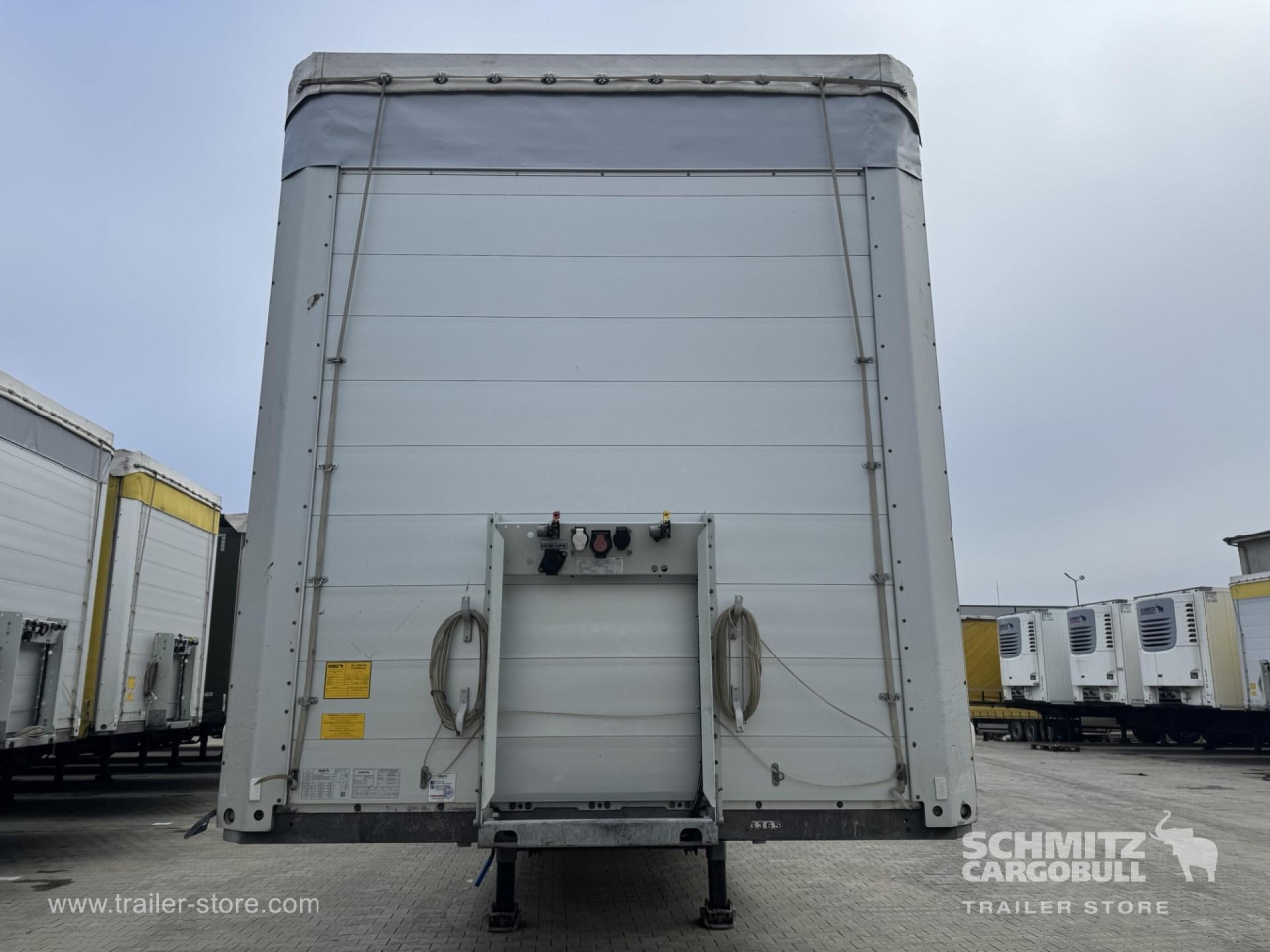 SCHMITZ Curtainsider Standard - Sơ mi rơ moóc mui bạt: hình 3 SCHMITZ Curtainsider Standard - Sơ mi rơ moóc mui bạt: hình 3
