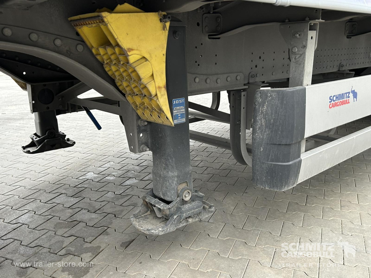 SCHMITZ Curtainsider Standard - Sơ mi rơ moóc mui bạt: hình 3 SCHMITZ Curtainsider Standard - Sơ mi rơ moóc mui bạt: hình 3