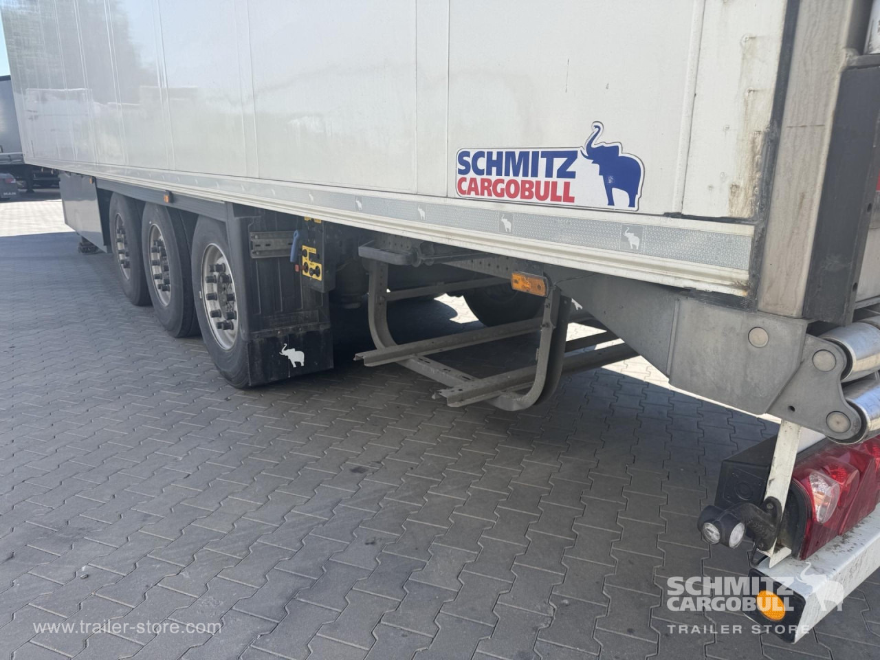 SCHMITZ Reefer Standard Double deck - Sơ mi rơ moóc đẳng nhiệt: hình 2 SCHMITZ Reefer Standard Double deck - Sơ mi rơ moóc đẳng nhiệt: hình 2