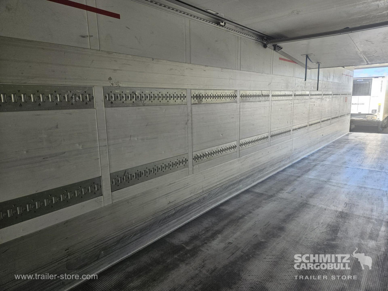 SCHMITZ Reefer Multitemp - Sơ mi rơ moóc đẳng nhiệt: hình 3 SCHMITZ Reefer Multitemp - Sơ mi rơ moóc đẳng nhiệt: hình 3