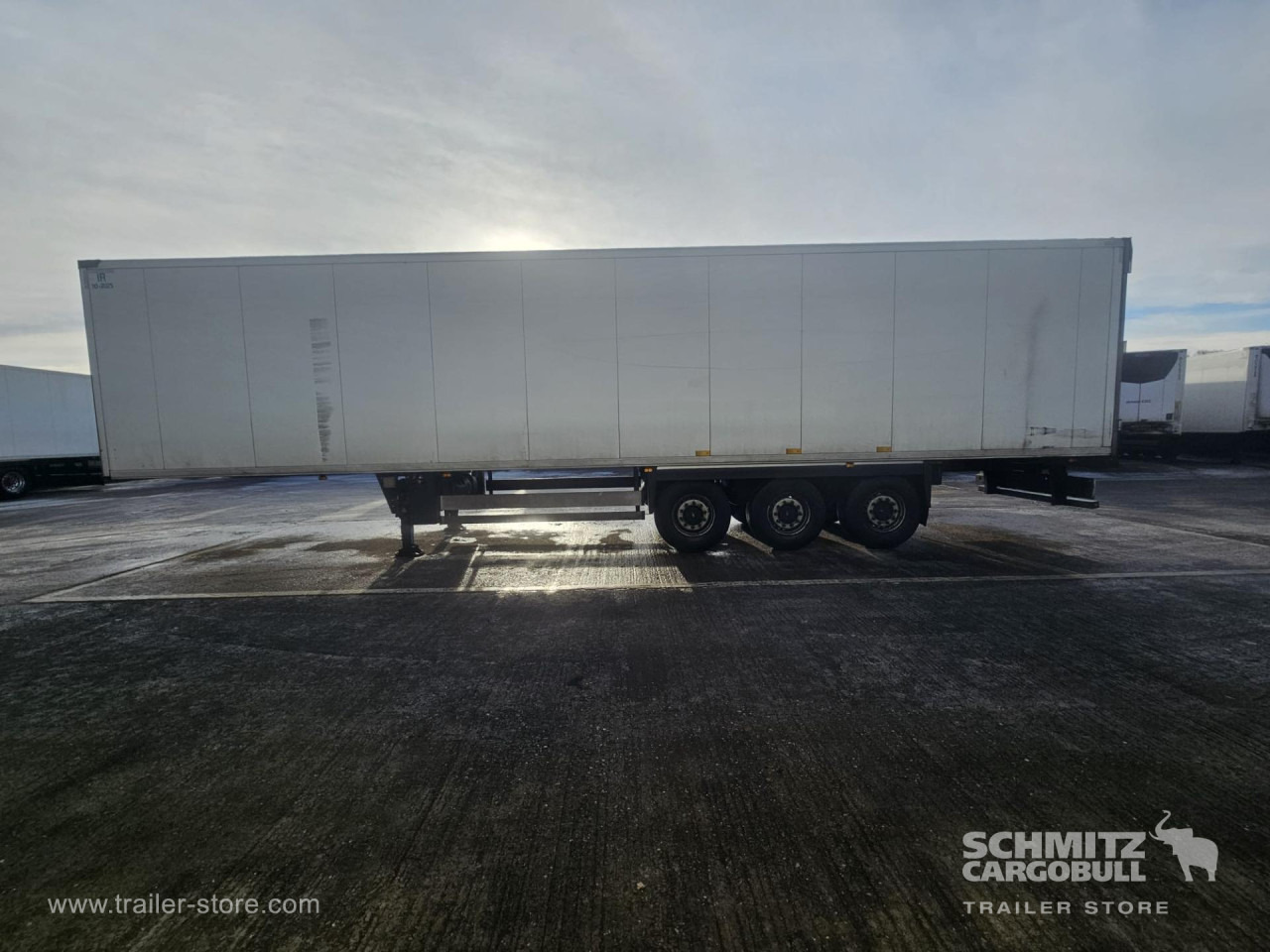 SCHMITZ Reefer Multitemp - Sơ mi rơ moóc đẳng nhiệt: hình 3 SCHMITZ Reefer Multitemp - Sơ mi rơ moóc đẳng nhiệt: hình 3