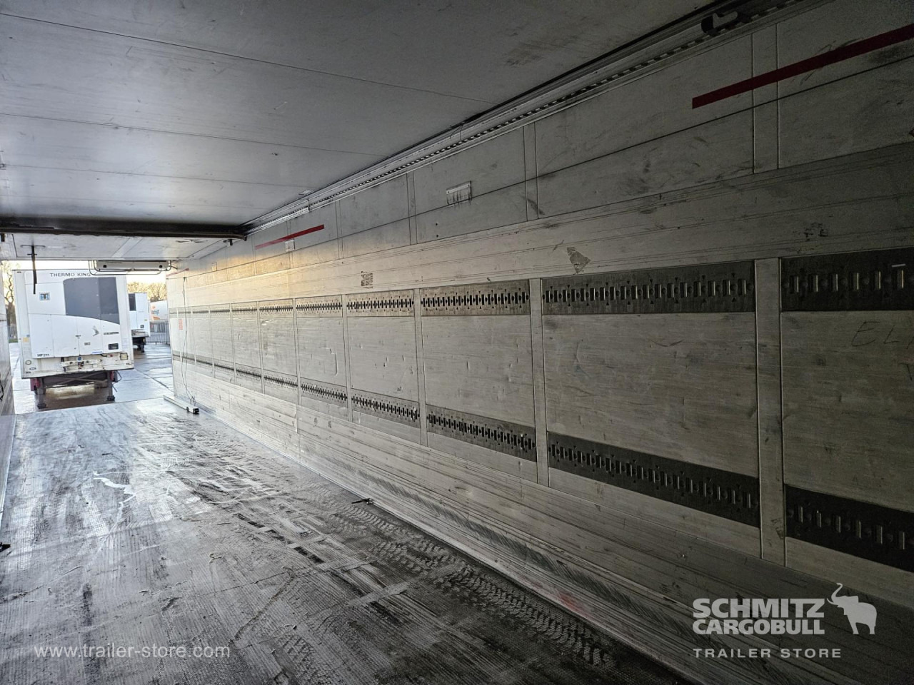 SCHMITZ Reefer Multitemp - Sơ mi rơ moóc đẳng nhiệt: hình 3 SCHMITZ Reefer Multitemp - Sơ mi rơ moóc đẳng nhiệt: hình 3