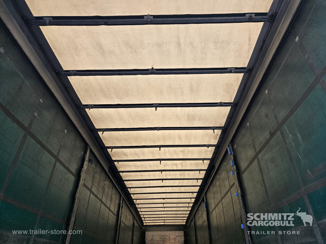 SCHMITZ Curtainsider Mega - Sơ mi rơ moóc mui bạt: hình 4 SCHMITZ Curtainsider Mega - Sơ mi rơ moóc mui bạt: hình 4