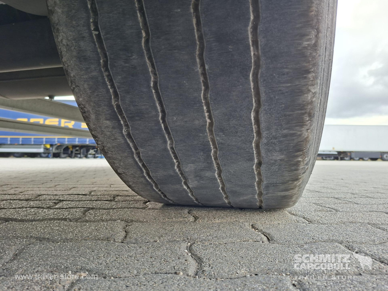 SCHMITZ Reefer Multitemp - Sơ mi rơ moóc đẳng nhiệt: hình 5 SCHMITZ Reefer Multitemp - Sơ mi rơ moóc đẳng nhiệt: hình 5