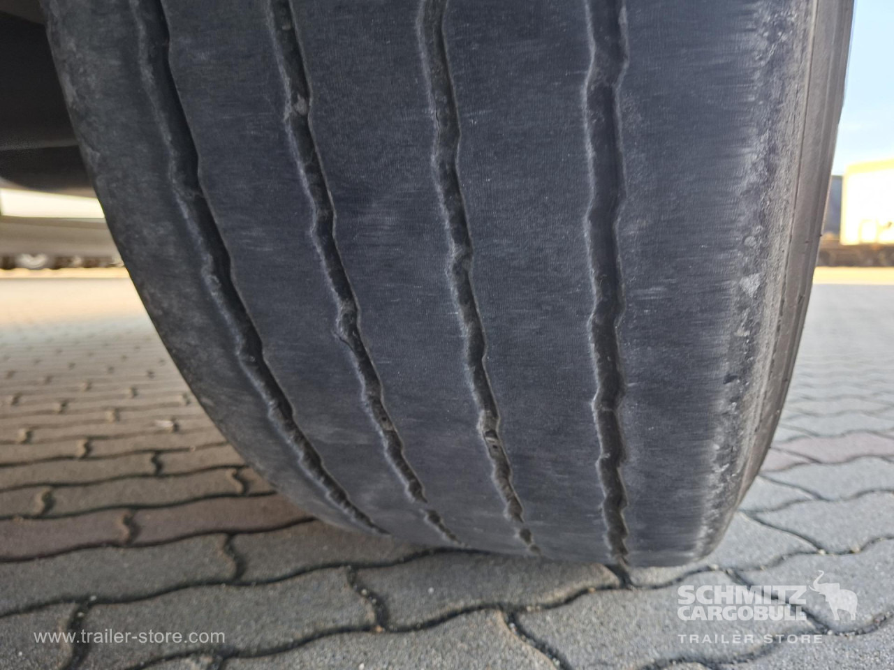 SCHMITZ Reefer Multitemp - Sơ mi rơ moóc đẳng nhiệt: hình 3 SCHMITZ Reefer Multitemp - Sơ mi rơ moóc đẳng nhiệt: hình 3