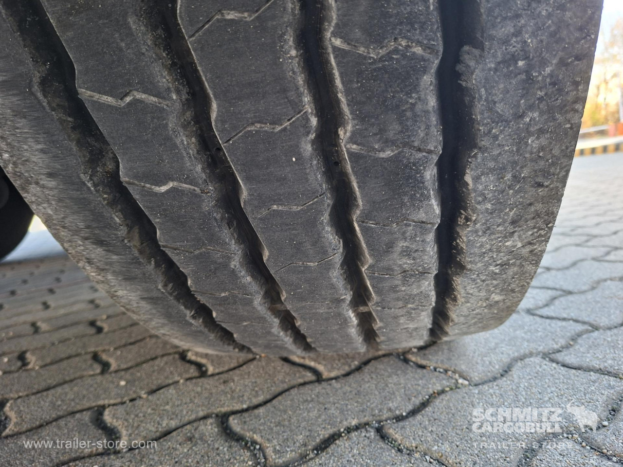 SCHMITZ Reefer Multitemp - Sơ mi rơ moóc đẳng nhiệt: hình 2 SCHMITZ Reefer Multitemp - Sơ mi rơ moóc đẳng nhiệt: hình 2