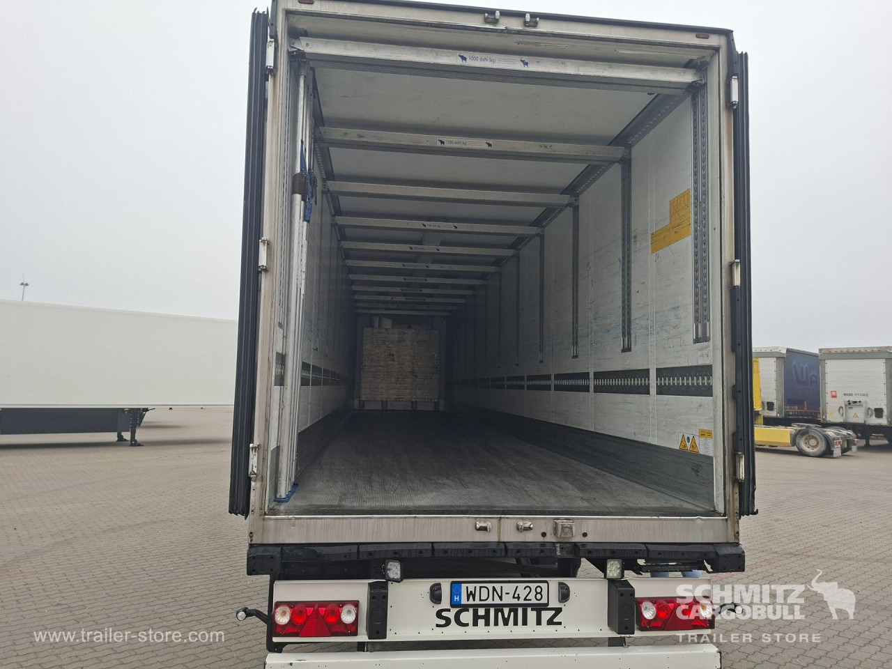 SCHMITZ Reefer Standard Double deck - Sơ mi rơ moóc đẳng nhiệt: hình 4 SCHMITZ Reefer Standard Double deck - Sơ mi rơ moóc đẳng nhiệt: hình 4