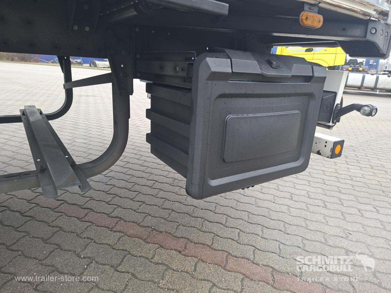 SCHMITZ Reefer Standard Double deck - Sơ mi rơ moóc đẳng nhiệt: hình 2 SCHMITZ Reefer Standard Double deck - Sơ mi rơ moóc đẳng nhiệt: hình 2