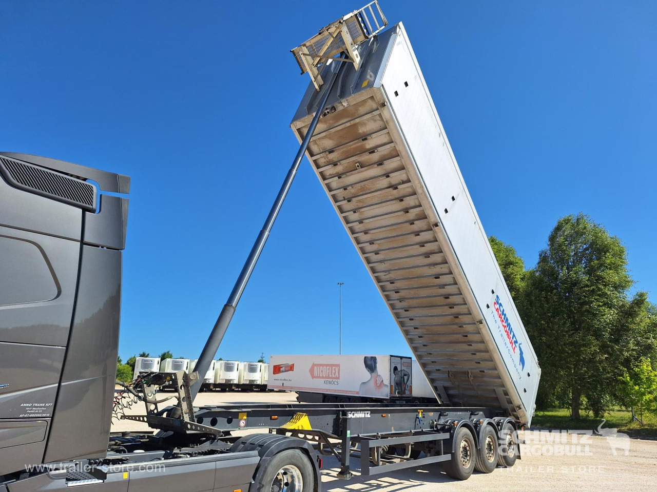 SCHMITZ Tipper Alu-square sided body 54m³ - Sơ mi rơ moóc ben: hình 4 SCHMITZ Tipper Alu-square sided body 54m³ - Sơ mi rơ moóc ben: hình 4