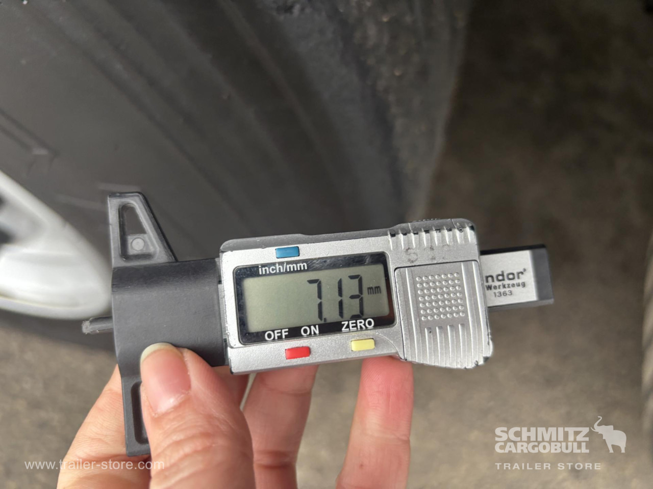 SCHMITZ Curtainsider Standard - Sơ mi rơ moóc mui bạt: hình 2 SCHMITZ Curtainsider Standard - Sơ mi rơ moóc mui bạt: hình 2