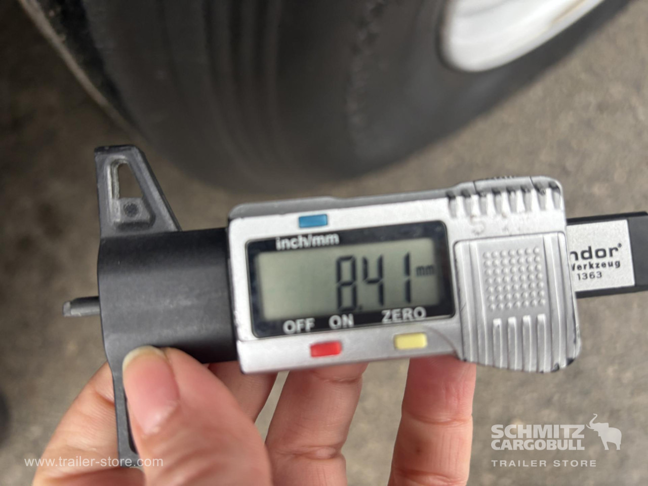 SCHMITZ Curtainsider Standard - Sơ mi rơ moóc mui bạt: hình 3 SCHMITZ Curtainsider Standard - Sơ mi rơ moóc mui bạt: hình 3