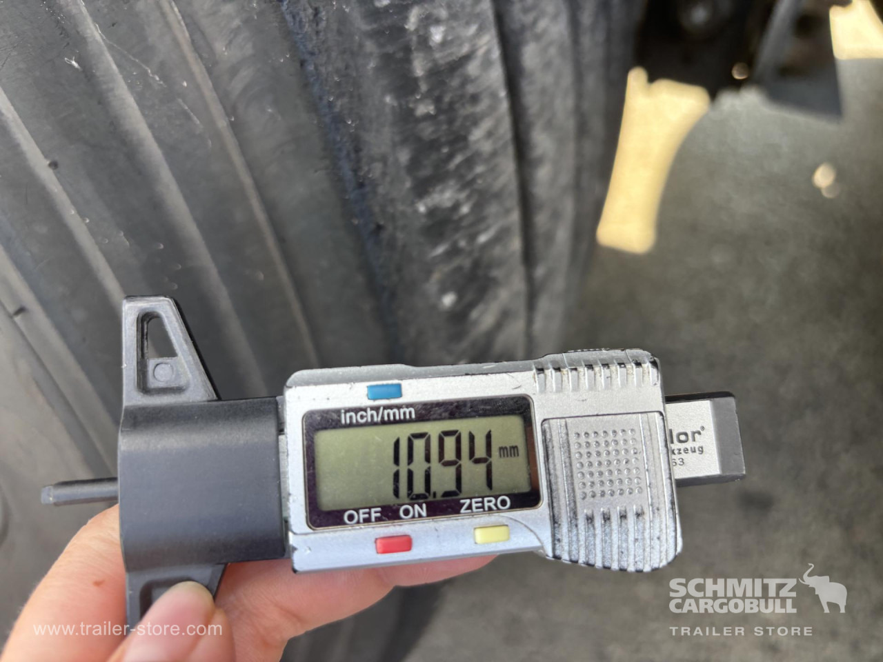 SCHMITZ Curtainsider Standard - Sơ mi rơ moóc mui bạt: hình 2 SCHMITZ Curtainsider Standard - Sơ mi rơ moóc mui bạt: hình 2