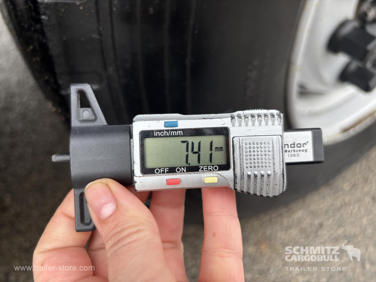 SCHMITZ Curtainsider Standard - Sơ mi rơ moóc mui bạt: hình 3 SCHMITZ Curtainsider Standard - Sơ mi rơ moóc mui bạt: hình 3