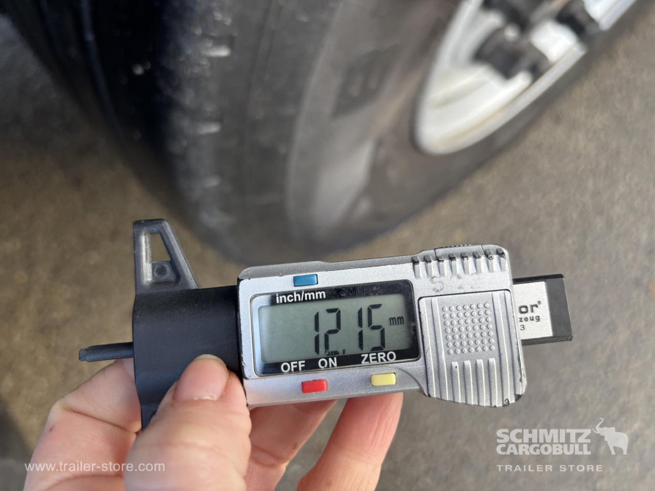 SCHMITZ Curtainsider Standard - Sơ mi rơ moóc mui bạt: hình 2 SCHMITZ Curtainsider Standard - Sơ mi rơ moóc mui bạt: hình 2