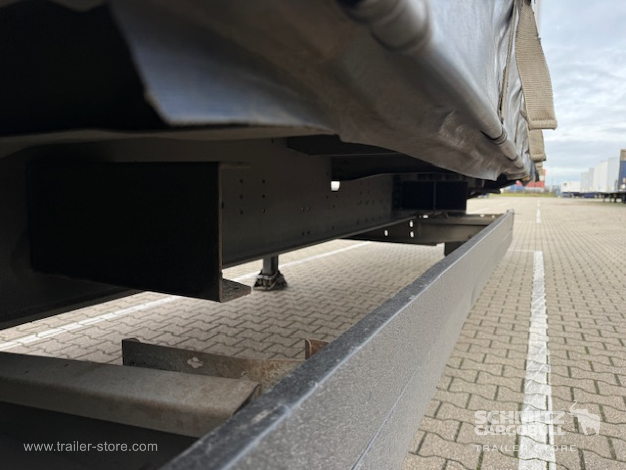 SCHMITZ Oplegger Schuifzeil Mega - Sơ mi rơ moóc mui bạt: hình 4 SCHMITZ Oplegger Schuifzeil Mega - Sơ mi rơ moóc mui bạt: hình 4