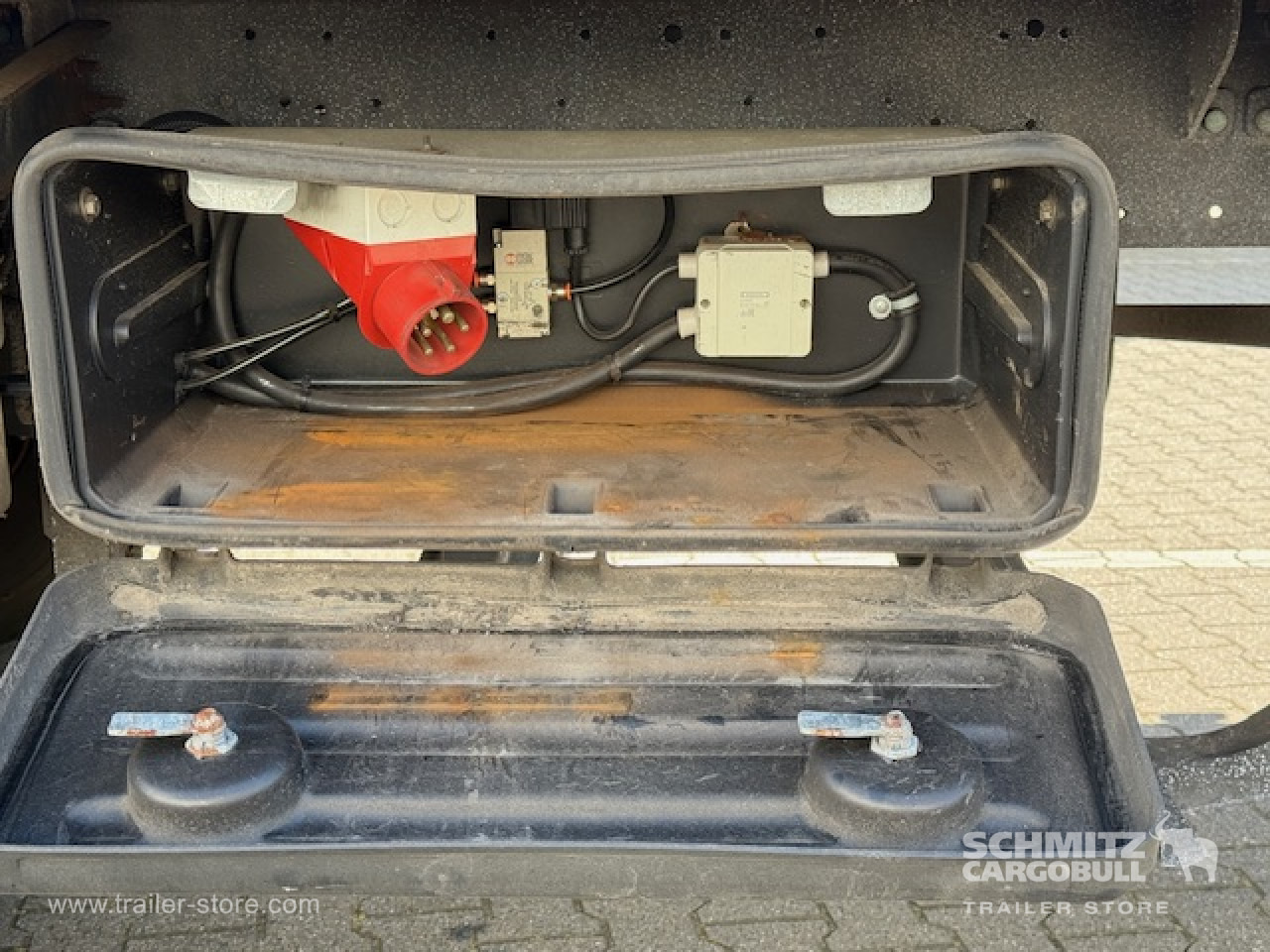 SCHMITZ Oplegger Vries Standard - Sơ mi rơ moóc đẳng nhiệt: hình 4 SCHMITZ Oplegger Vries Standard - Sơ mi rơ moóc đẳng nhiệt: hình 4
