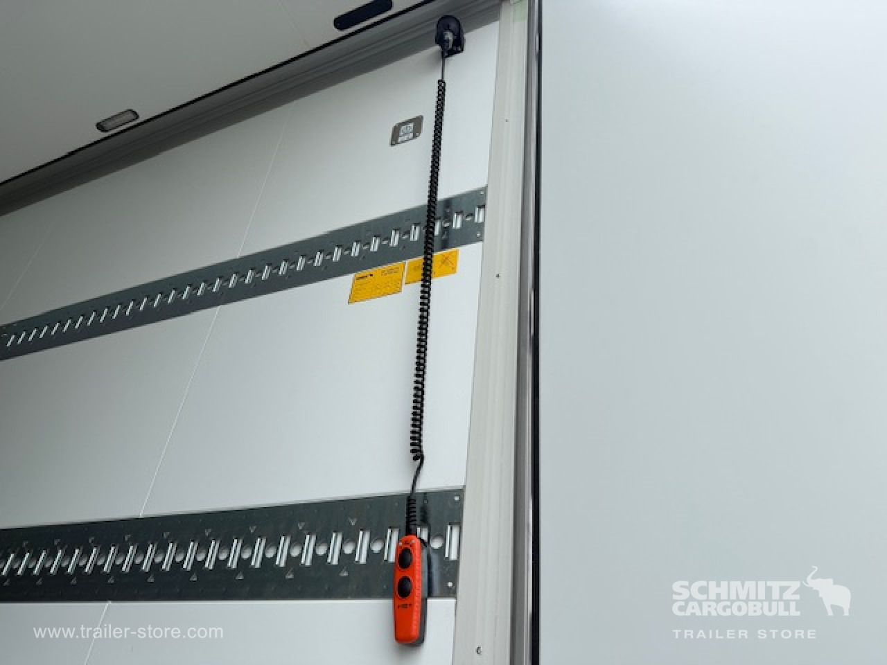 SCHMITZ Oplegger Vries Standard Taillift - Sơ mi rơ moóc đẳng nhiệt: hình 2 SCHMITZ Oplegger Vries Standard Taillift - Sơ mi rơ moóc đẳng nhiệt: hình 2