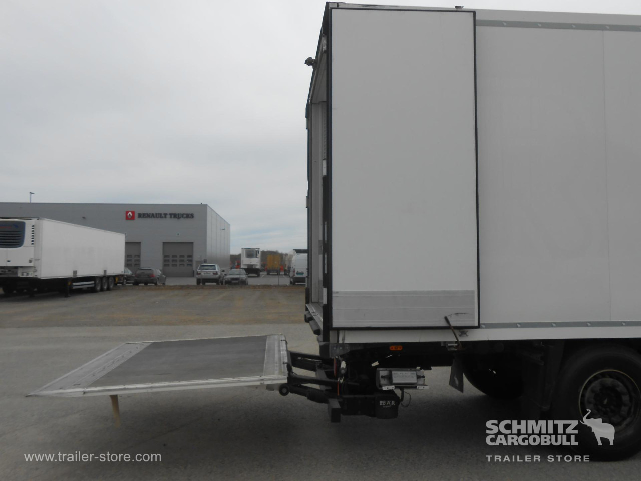 SCHMITZ Reefer Standard Taillift - Sơ mi rơ moóc đẳng nhiệt: hình 4 SCHMITZ Reefer Standard Taillift - Sơ mi rơ moóc đẳng nhiệt: hình 4