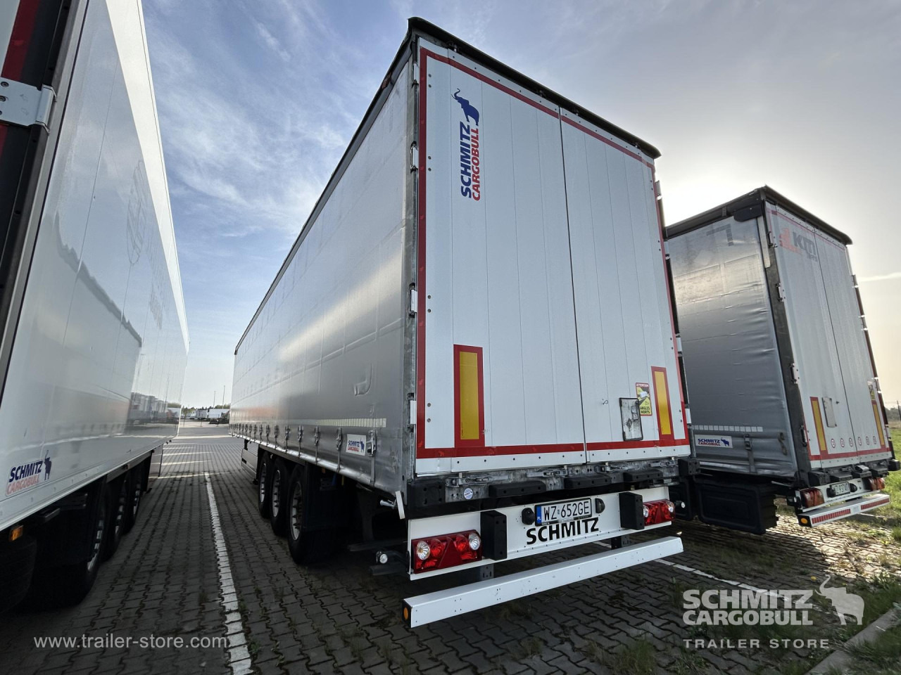 SCHMITZ Curtainsider Standard - Sơ mi rơ moóc mui bạt: hình 2 SCHMITZ Curtainsider Standard - Sơ mi rơ moóc mui bạt: hình 2