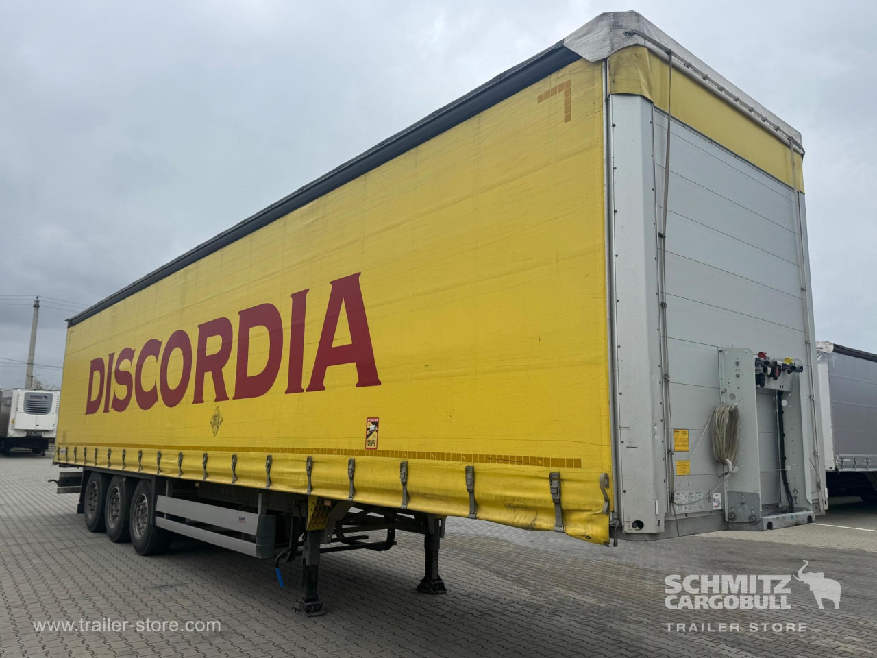 SCHMITZ Curtainsider Standard - Sơ mi rơ moóc mui bạt: hình 1 SCHMITZ Curtainsider Standard - Sơ mi rơ moóc mui bạt: hình 1