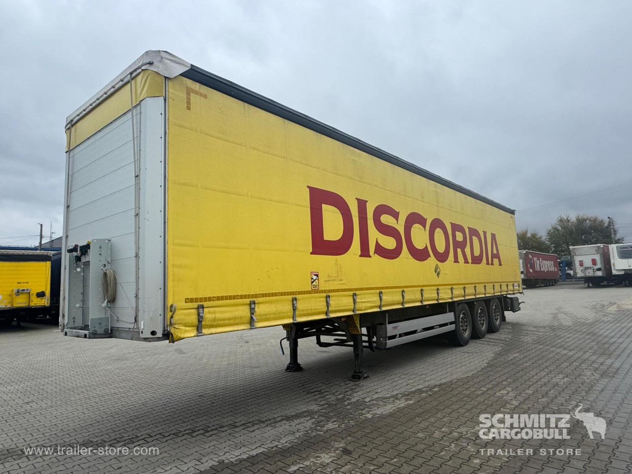 SCHMITZ Curtainsider Standard - Sơ mi rơ moóc mui bạt: hình 4 SCHMITZ Curtainsider Standard - Sơ mi rơ moóc mui bạt: hình 4