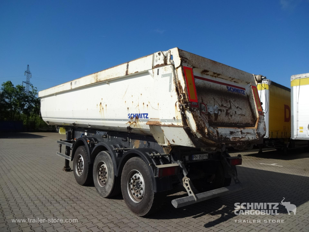 SCHMITZ Tipper Steel half pipe body 28m³ - Sơ mi rơ moóc ben: hình 1 SCHMITZ Tipper Steel half pipe body 28m³ - Sơ mi rơ moóc ben: hình 1
