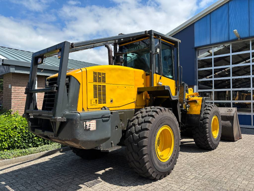 Komatsu WA 320-5 - Máy xúc lật bánh lốp: hình 5 Komatsu WA 320-5 - Máy xúc lật bánh lốp: hình 5