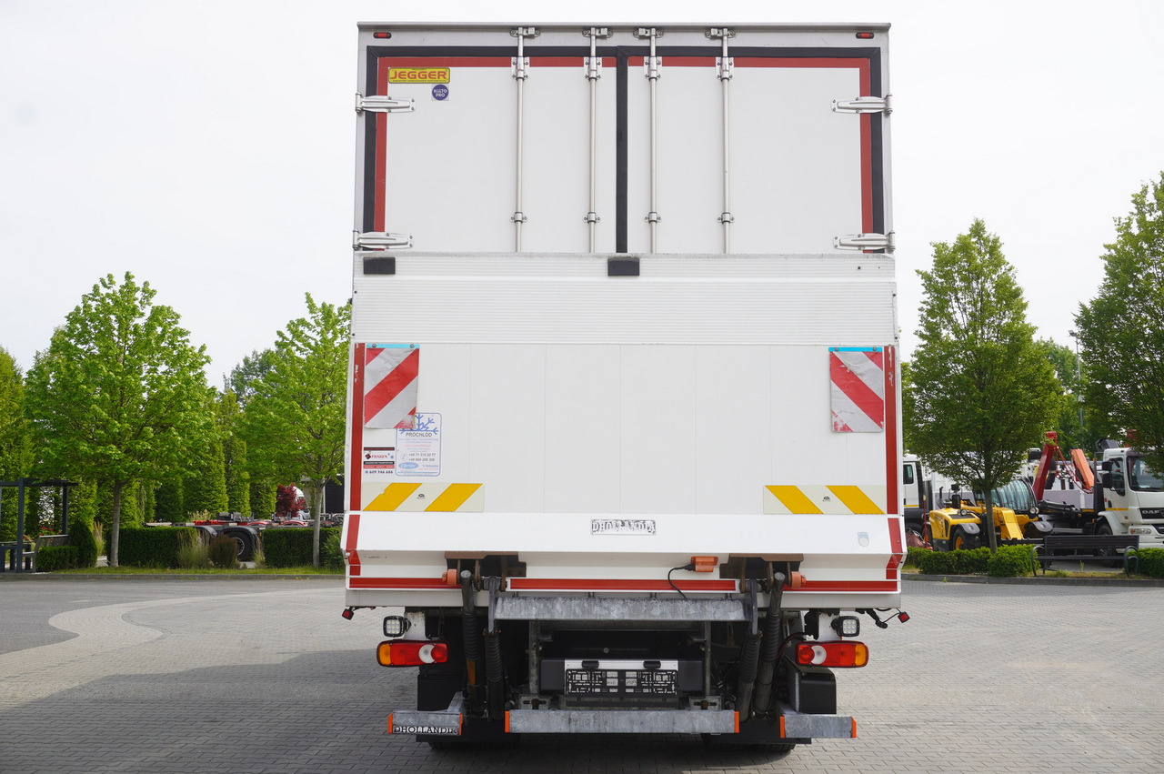 DAF LF 16.260 / Jegger Refrigerator / Carrier Supra 750 / DHOLLANDIA 1500 kg / Sleeper cab - Xe tải đông lạnh: hình 4 DAF LF 16.260 / Jegger Refrigerator / Carrier Supra 750 / DHOLLANDIA 1500 kg / Sleeper cab - Xe tải đông lạnh: hình 4