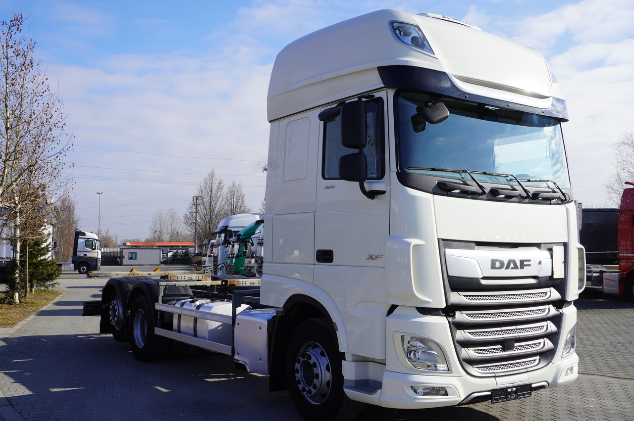 DAF XF 480 SSC / 6x2 / BDF / standard / 380 tho.km - Xe chở container/ Xe tải hoán đổi thân: hình 3 DAF XF 480 SSC / 6x2 / BDF / standard / 380 tho.km - Xe chở container/ Xe tải hoán đổi thân: hình 3