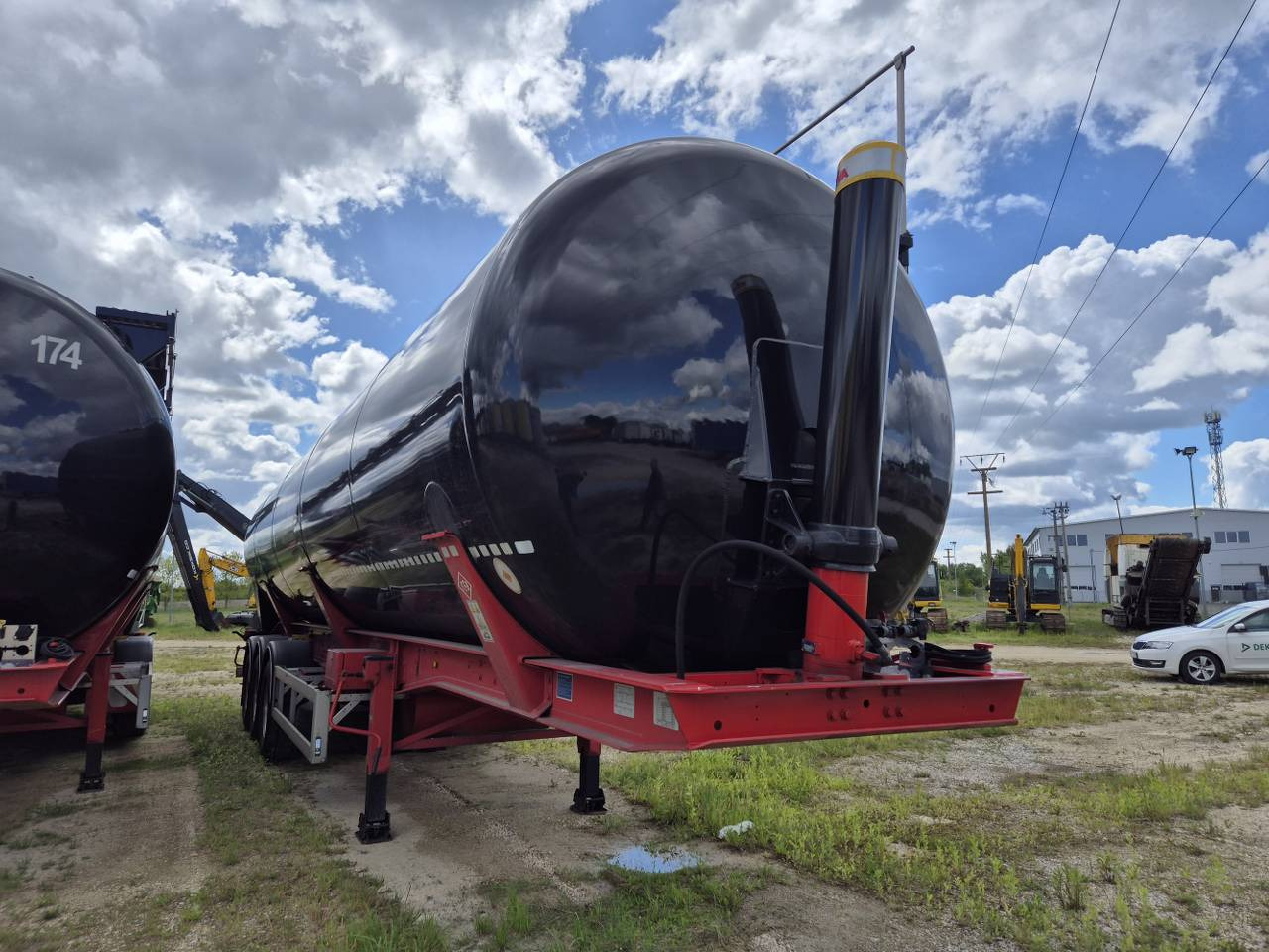 FELDBINDER KIP 66.3 Silo tank / 66 m3 / 2022 / 10 units - Sơ mi rơ moóc bồn silo: hình 3 FELDBINDER KIP 66.3 Silo tank / 66 m3 / 2022 / 10 units - Sơ mi rơ moóc bồn silo: hình 3